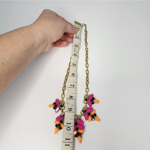 VINTAGE J CREW TUTTI FRUTTI GOLD TONE BIB NECKLACE - Picture 3 of 3